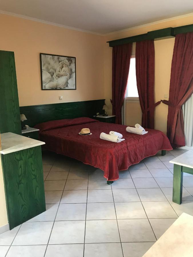L'Eremo Luxury Apartments Ρόδα Εξωτερικό φωτογραφία