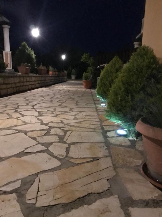 L'Eremo Luxury Apartments Ρόδα Εξωτερικό φωτογραφία