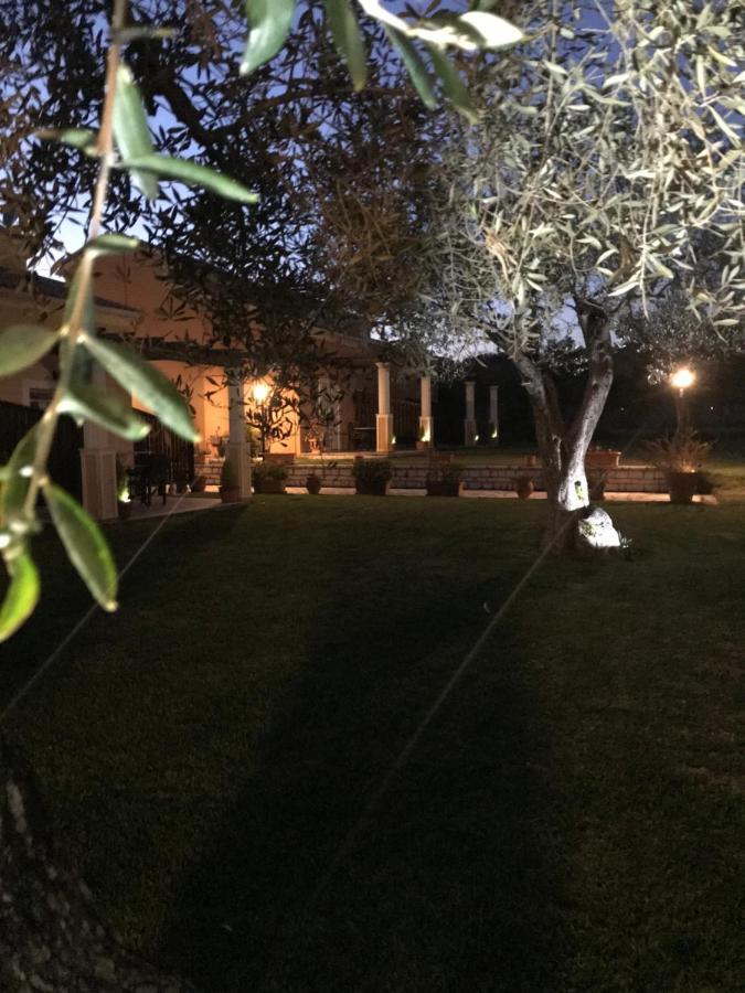 L'Eremo Luxury Apartments Ρόδα Εξωτερικό φωτογραφία